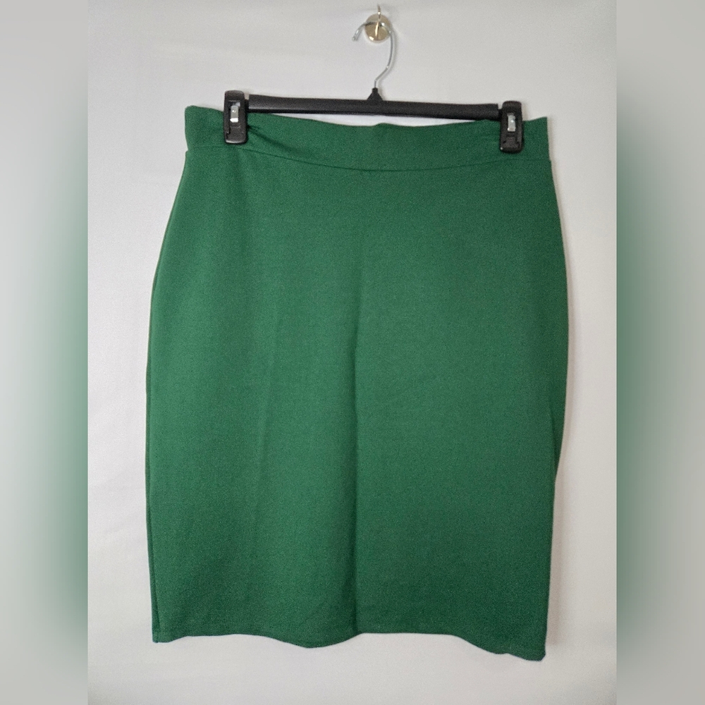 Urban Coco Green Women's Skirt Size 2XL